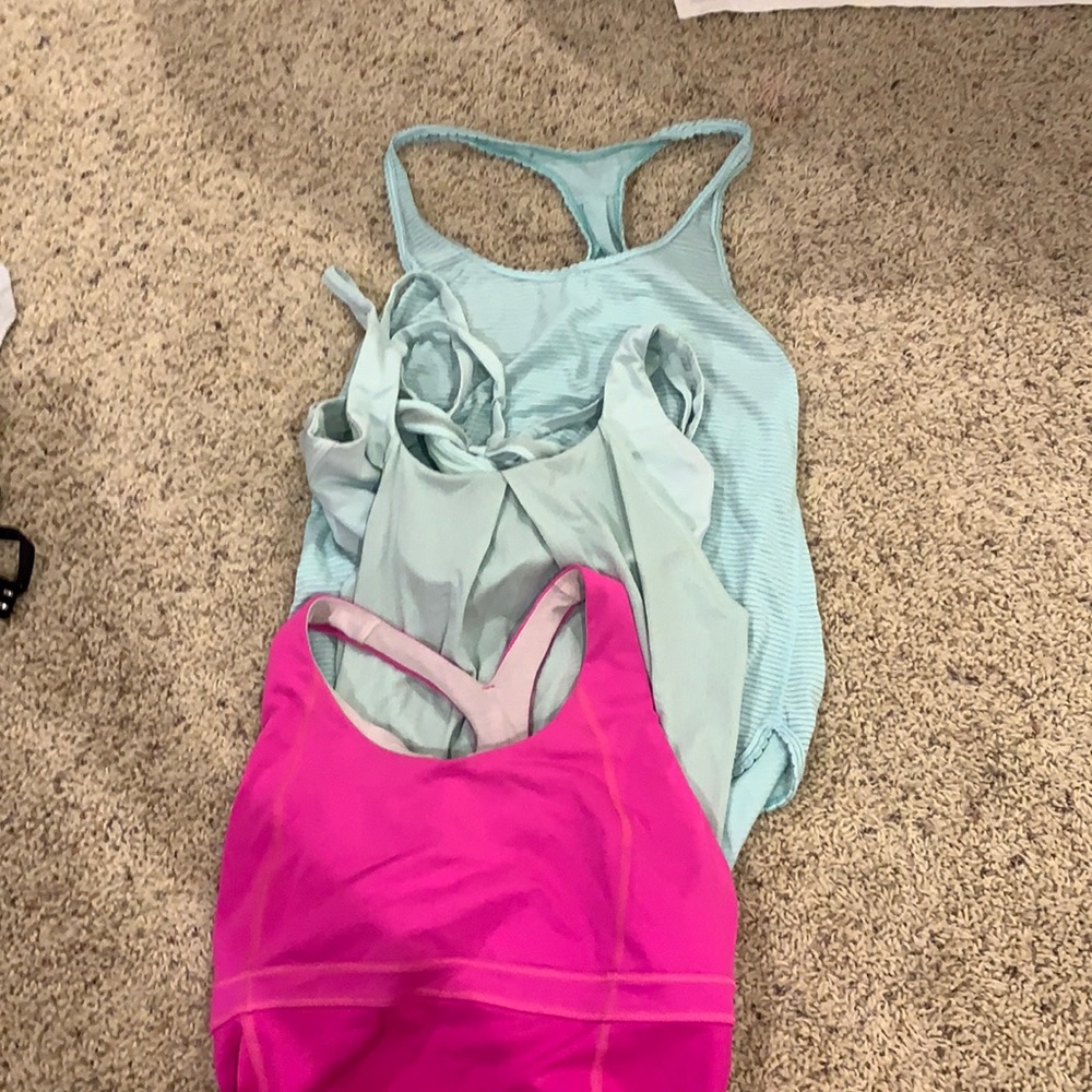 3 lulu tops comment for better pictures